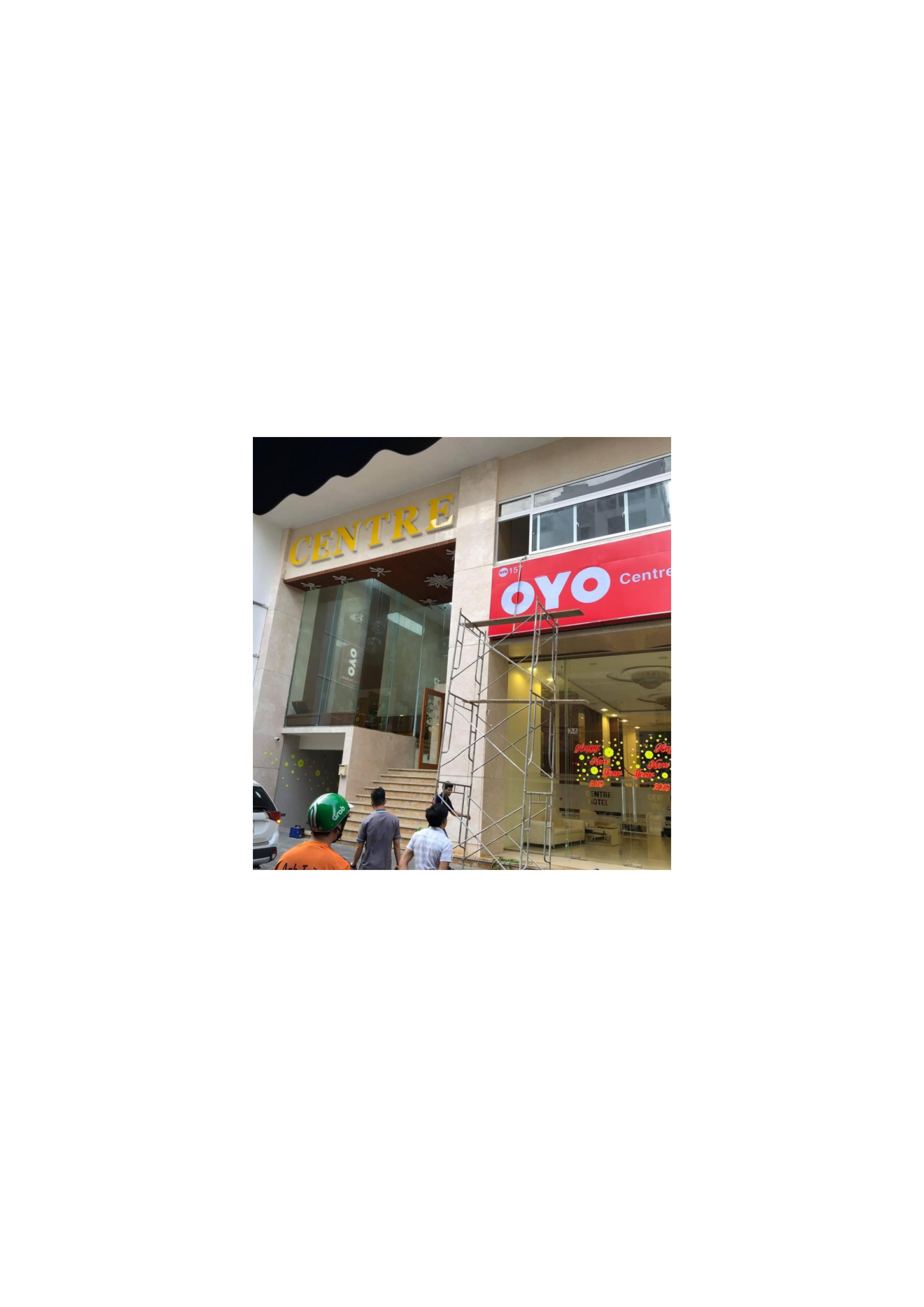 LED ma trận OYO Centre Apartment